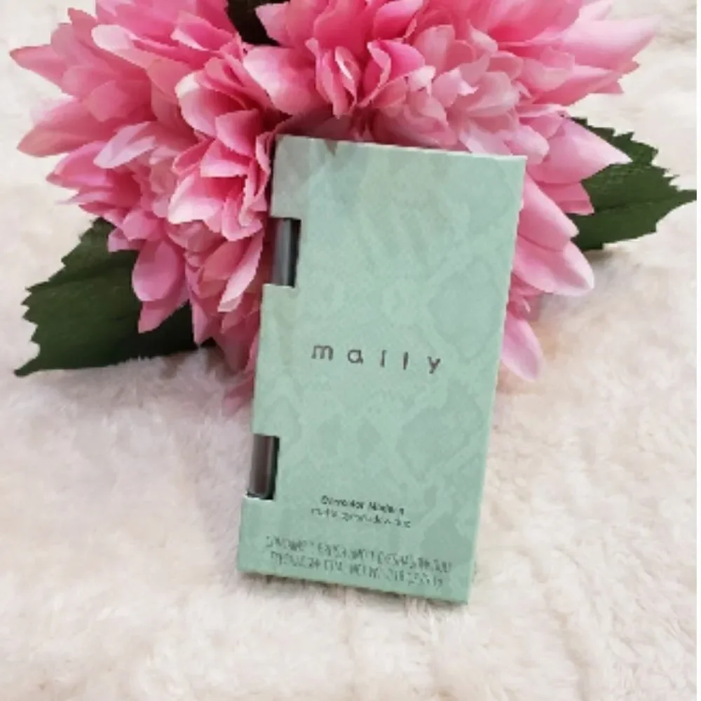 Mally Effortless Airbrush Eyeshadow Duo-Forest/Champagne with Brush (New…